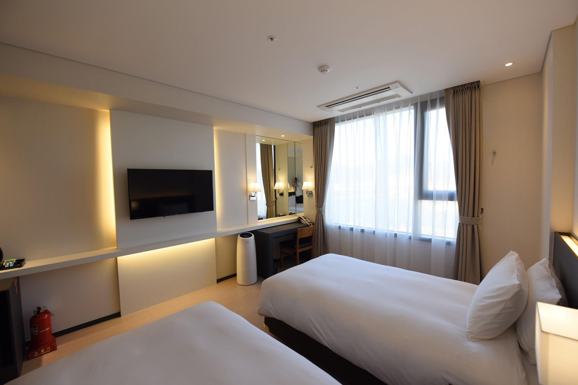คอเจ อาร์ตนูโว สวีท โฮเต็ล Hotel กอเจ ภายนอก รูปภาพ