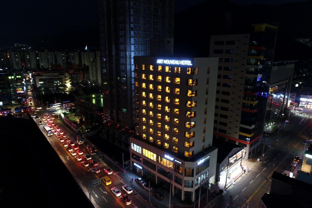 คอเจ อาร์ตนูโว สวีท โฮเต็ล Hotel กอเจ ภายนอก รูปภาพ