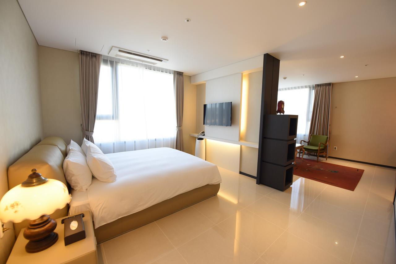 คอเจ อาร์ตนูโว สวีท โฮเต็ล Hotel กอเจ ภายนอก รูปภาพ